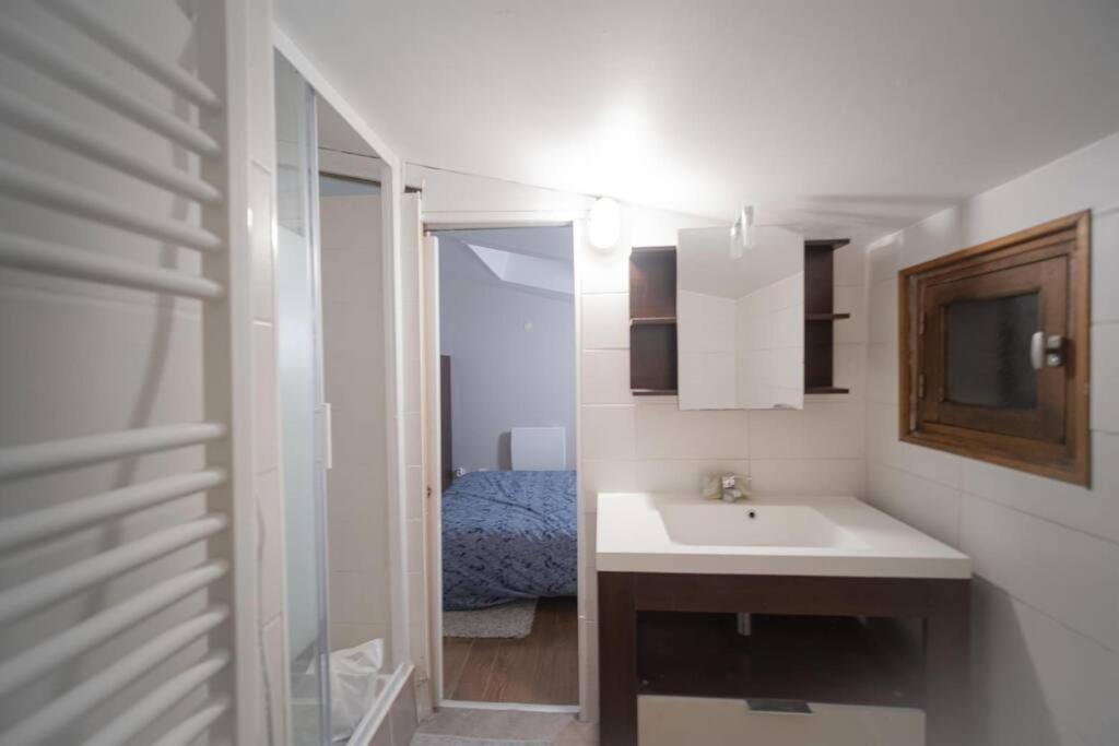 Charmant Duplex - Centre De Fontainebleau Exterior photo